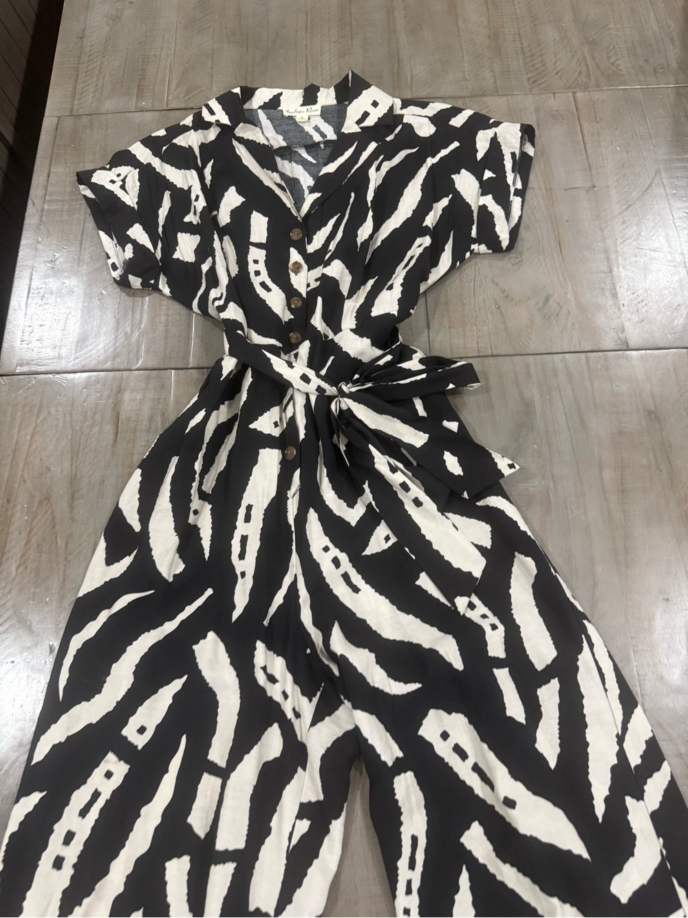 Black & White Printed Button-Front Jumpsuit with Tie Waist